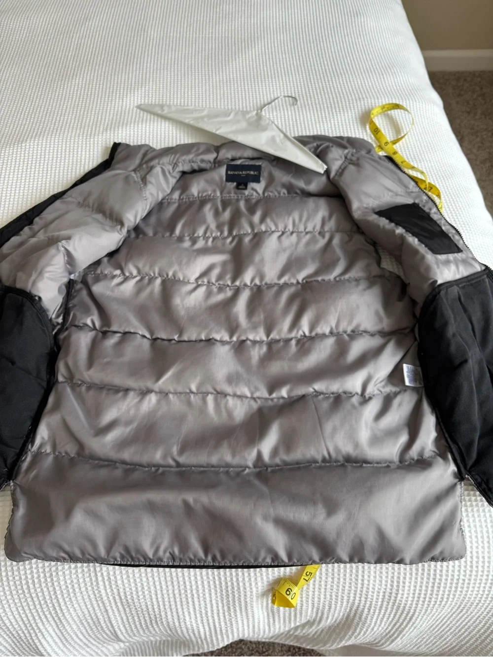 Banana Republic Black and Light Gray Puffer Vest